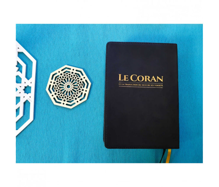 Le CORAN et la traduction du sens de ses versets (Arabe-Français), Éditions Tawbah